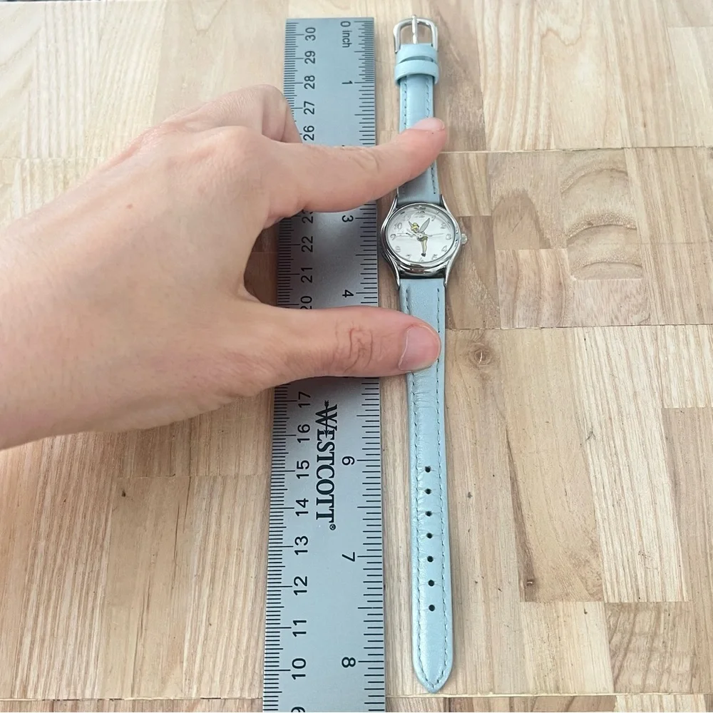 Disney Parks ladies silver tone tinker bell watch NEW BATTERY